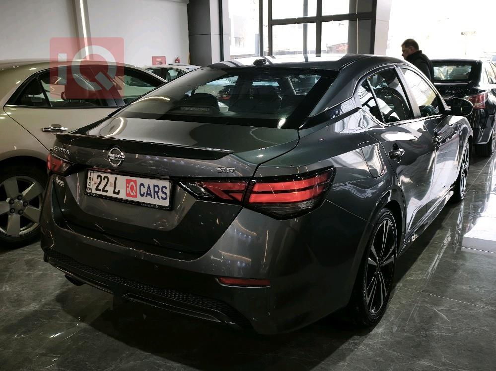 نيسان سنترا